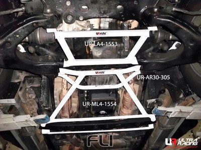 UltraRacing UR-ML4-1554