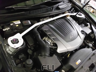 UltraRacing URKR-TW2-2555